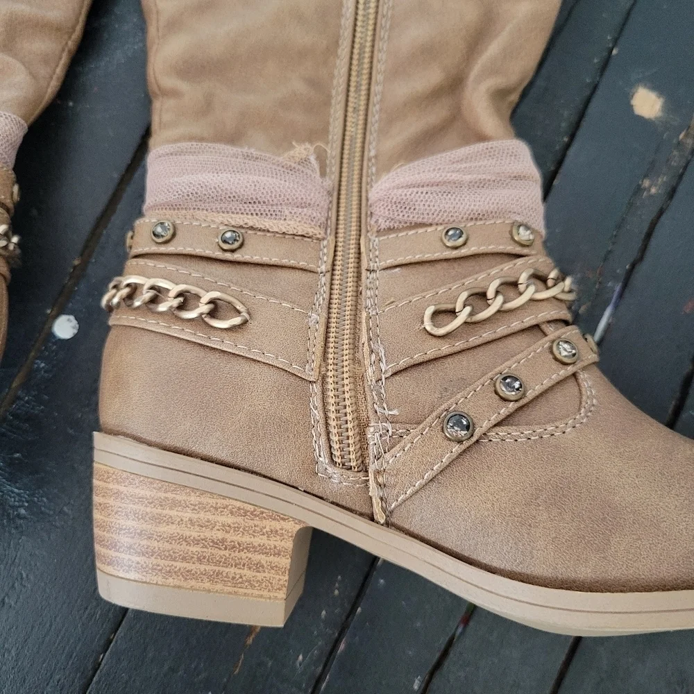 Sarah Jayne NWOT Little Girl Toddler 11 Tan Tall Boots Rhinestone Chain Accent